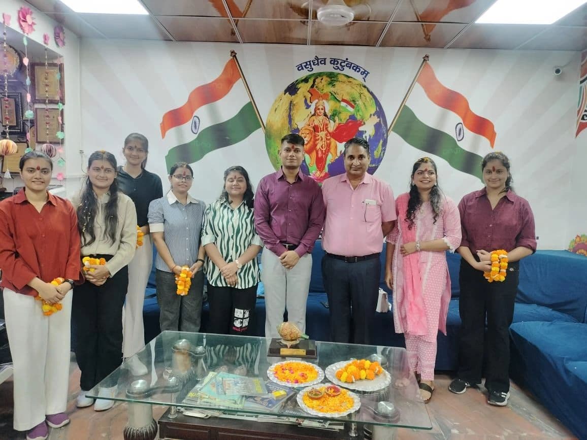 A session with Muni International
